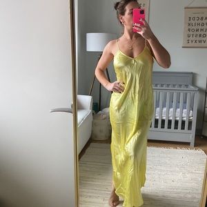 BNWT Banana republic slip cami dress - lemon yellow size small 100% Silk